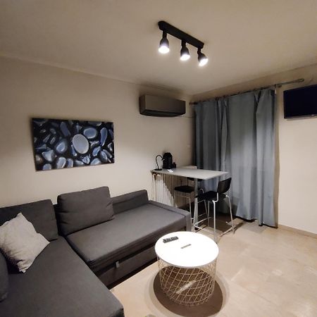 Theo's loft Apartment Athens Ngoại thất bức ảnh